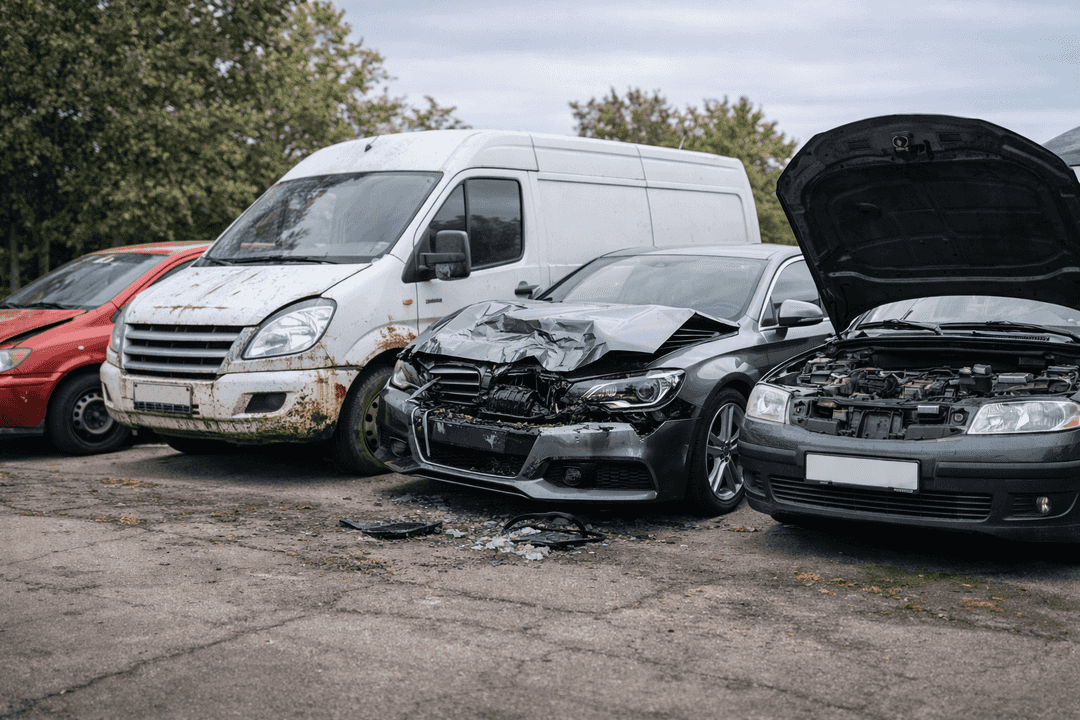 Welche Fahrzeuge ? die Autoverwertung in Goslar  übernimmt – Teileträger bis Motorschaden